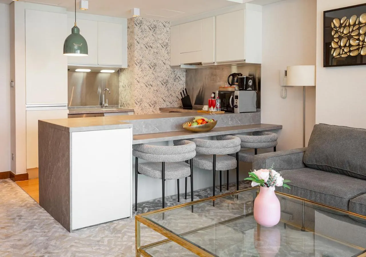 Apartment Fashion Avenue - Dubai Mall